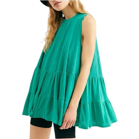 🌹FREE PEOPLE RIGHT ON TIME GREEN TOP - Picture 1 of 5